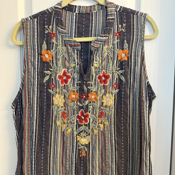 Coldwater Creek Dresses & Skirts - Coldwater Creek Floral Embroidery Sleeveless Madras Cotton Side Pocket Dress Lg